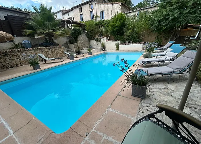 L'ancienne Forge Feriehus Villarzel-du-Razes